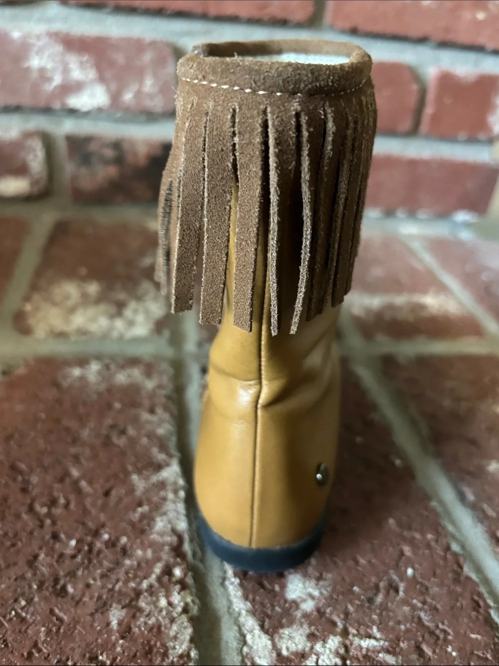 Momogrow Leather Moccasin Fringe Lace-Up Kids Boots Girl’s Size 10